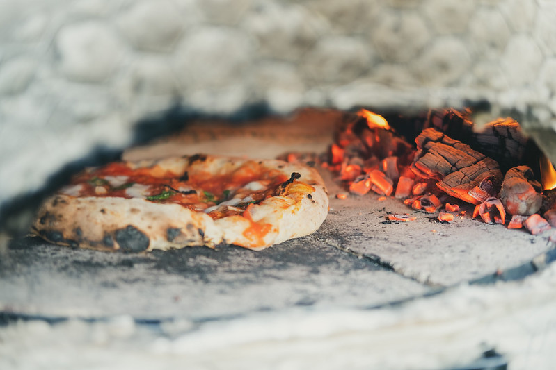 Grillmårran – en vedeldad ugn för din pizza